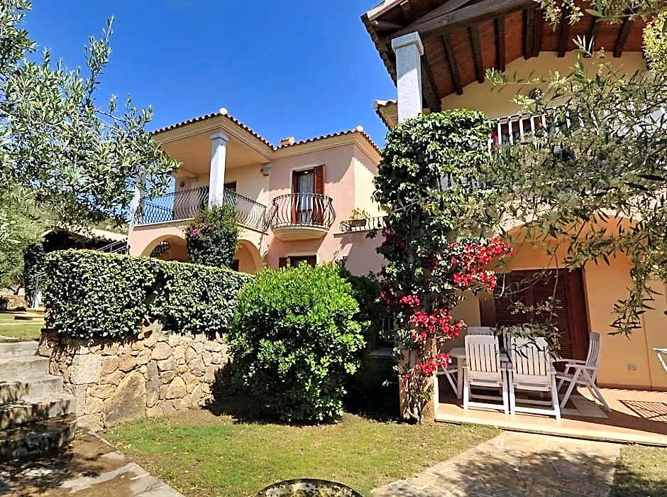 Iss Travel, L'Uddastru Panoramic Apartments - With Private Outdoor Terrace-1